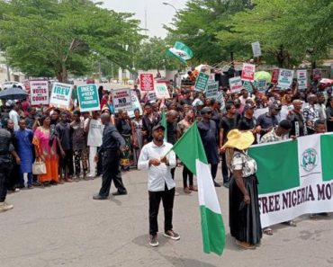 Angry Nigerian Women Protest Half N3ked At US Embassy Over 2023 Election (Photos)