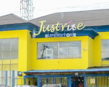 BREAKING: Man, 28, Arrested For Picking His Needs At Justrite Super Store Without Payment