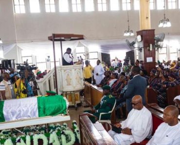 BREAKING: PHOTOS: Abiodun, Others Attend Diya’s Funeral In Ogun