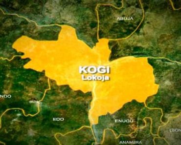 BREAKING: Unknown gunmen kidnap passengers of Peace Mass Transit bus in Kogi (Video)