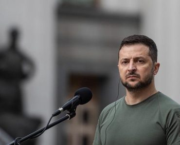 JUST IN: Ukraine says Russia has lost 250K troops since Putin first invaded, Zelenskyy shares triumphant message