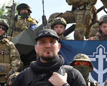 BREAKING: Russian Regional Militia Get Arms to Protect Border