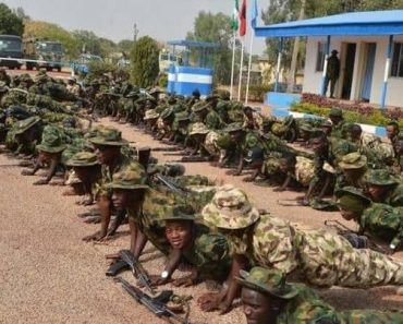 BREAKING: More Soldiers Tender Resignation Over Alleged Corruption, Low Morale As Nigerian Army Increases ‘Feeding’ Allowance From N1,000 To N1,200 For Personnel