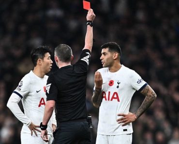 SPORTS: Two red cards, five disallowed goals: Check out the craziest London derby in recent history