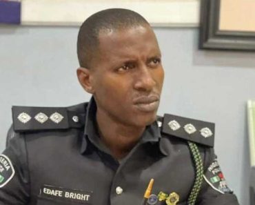 BREAKING: Police Officers Refund N206,000 Extorted From Delta Resident