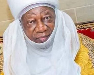 Saraki congratulates Emir of Ilorin at 83