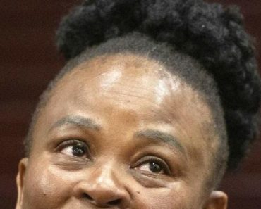 BREAKING: WhatsApp messages point to ANC MPs demanding bribes from Mkhwebane