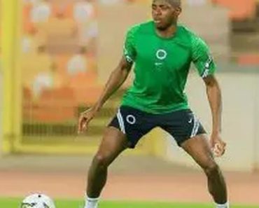 In a World Cup qualifying match between Nigeria and South Africa, Osimhen declares, “We are prepared to die for the batch.”