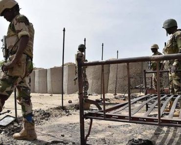 BREAKING: WAR looming as Niger Army blocks Nigerian soldiers access to Bosso