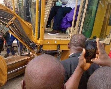 JUST IN: Abia govt commences demolition of 130 buildings as Otti flags off road expansion project