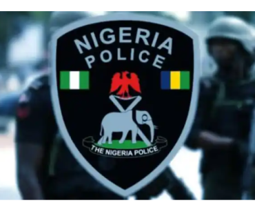 BREAKING: Police Honour Four Officers For Rejecting N8.5m Bribe From Suspected Bandit